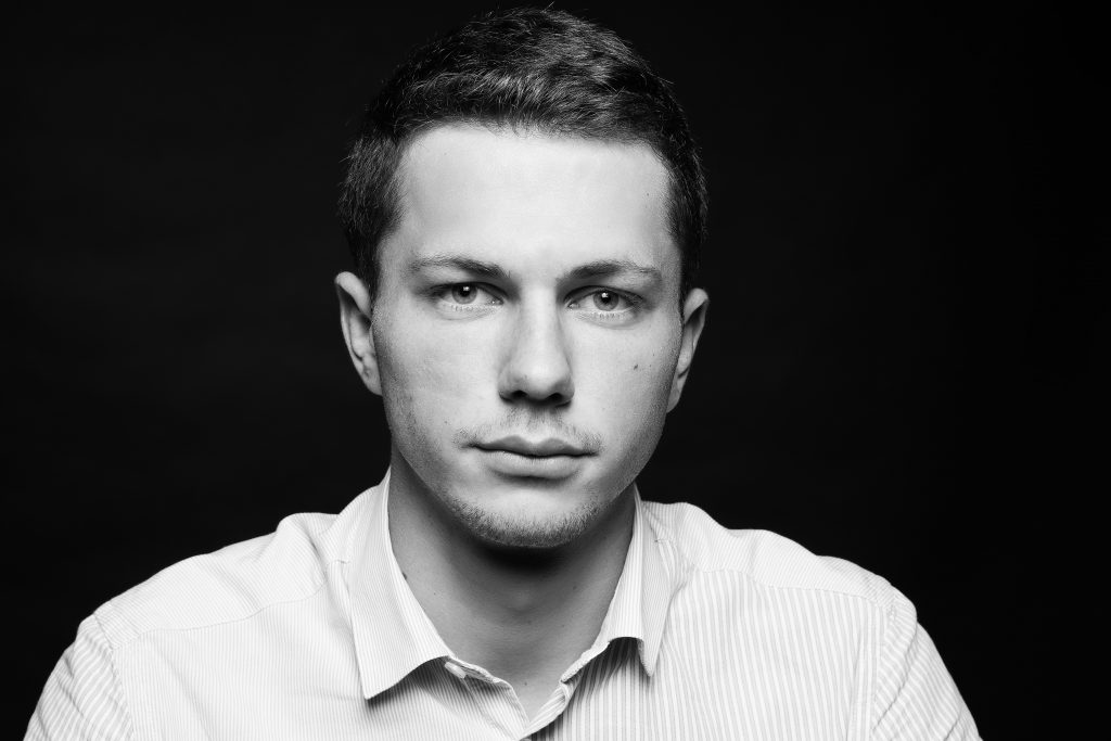Photo corporate réalisée en studio près de Montceau-les-Mines