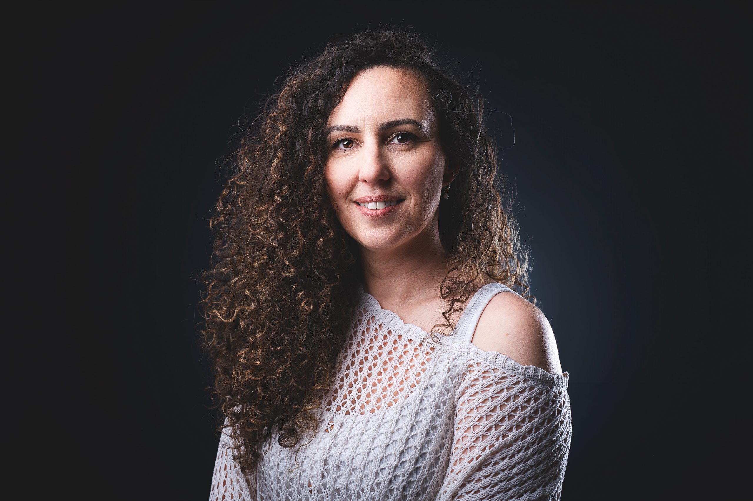 portrait studio femme 40 ans