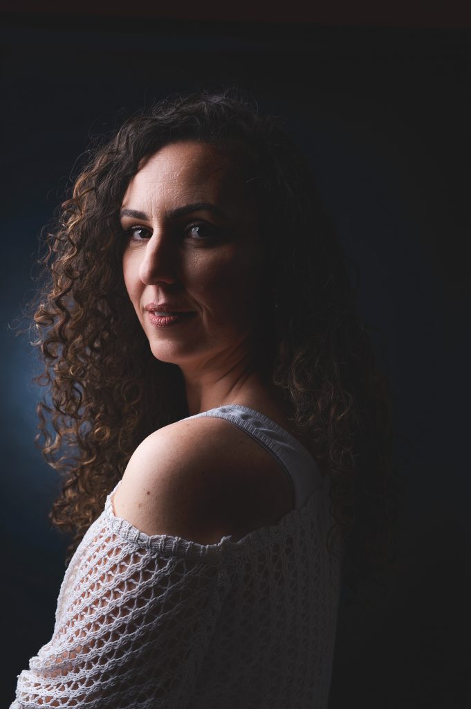 portrait low key sombre en studio
