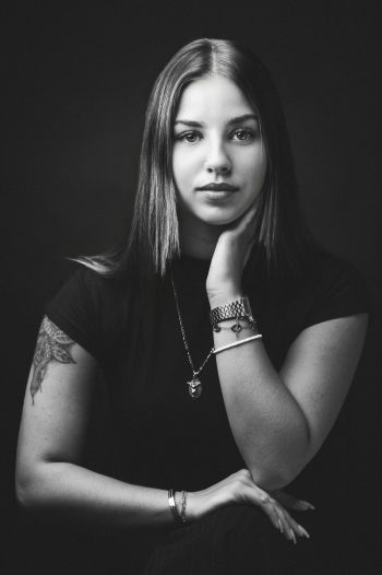 Portrait noir et blanc studio
